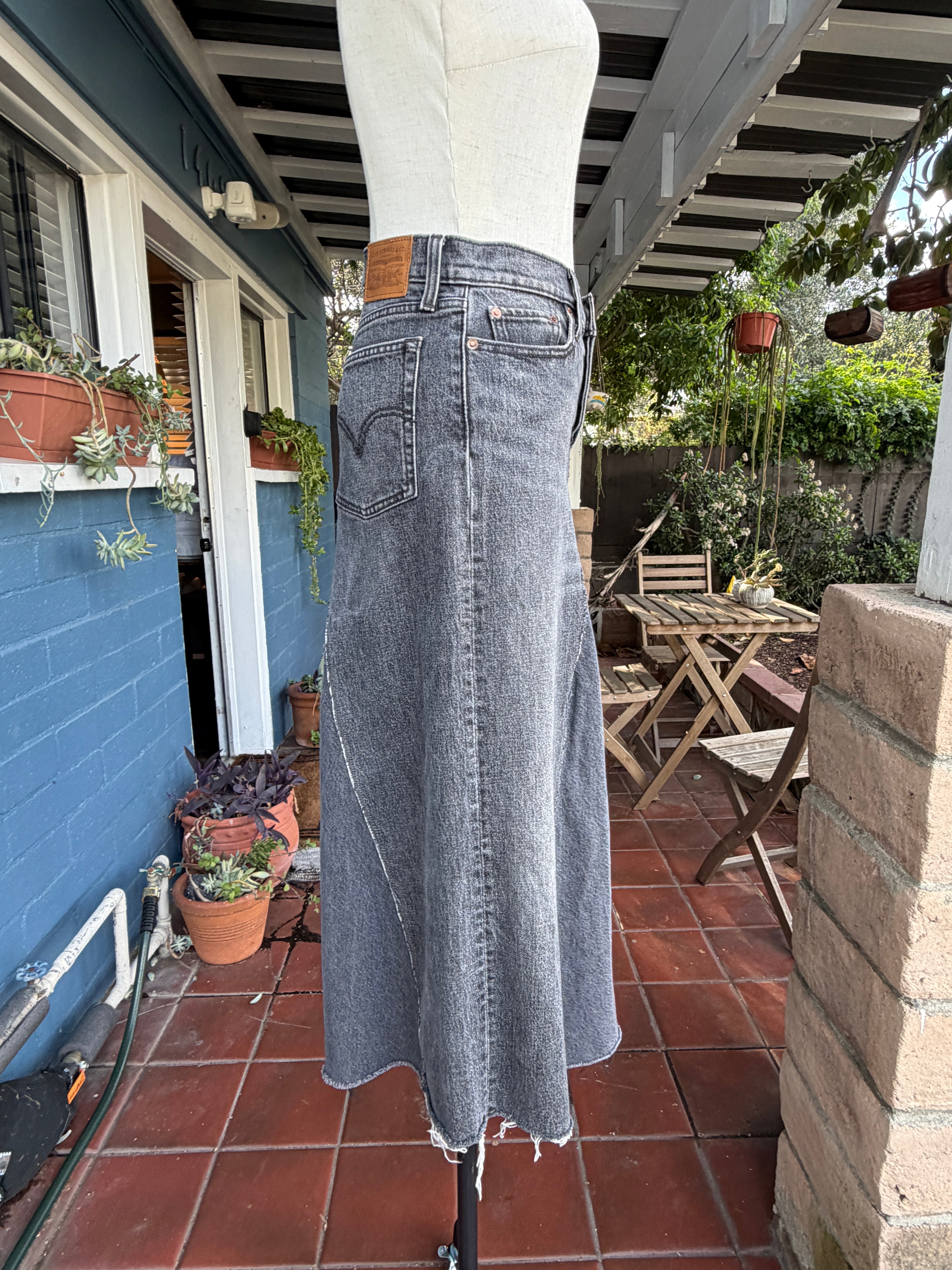 Vintage Blue Levi's Denim Maxi Skirt – Upcycled Wears